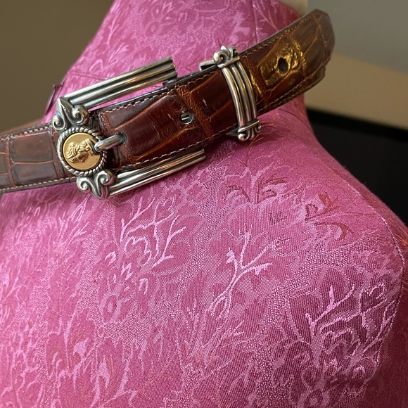 medium - Picture 4 of 5